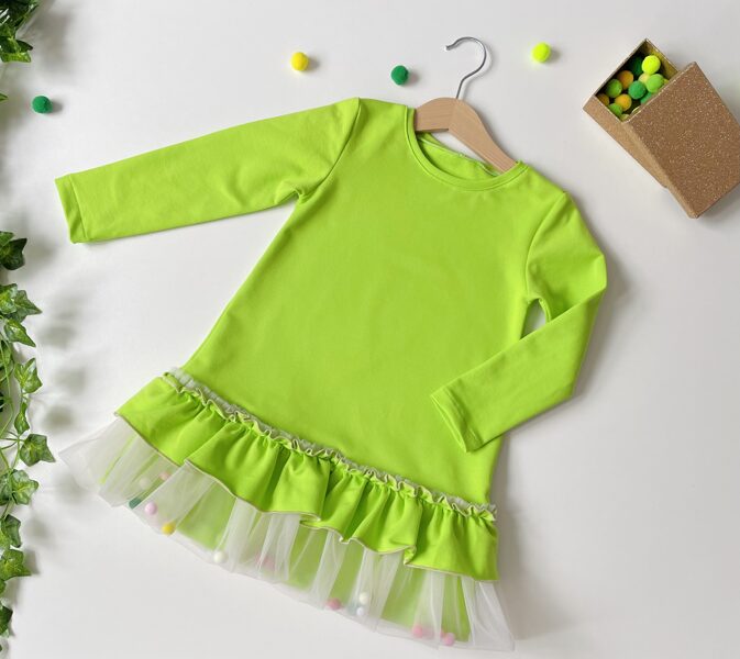 Jumper dress in a light green tone size 86, 92, 104.