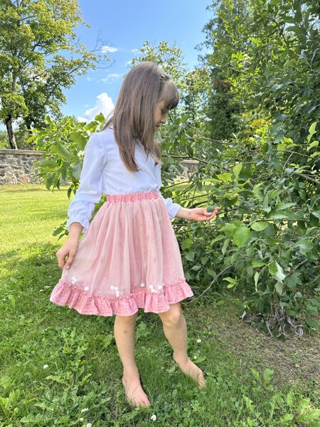 Skirt a miracle in powder pink colour