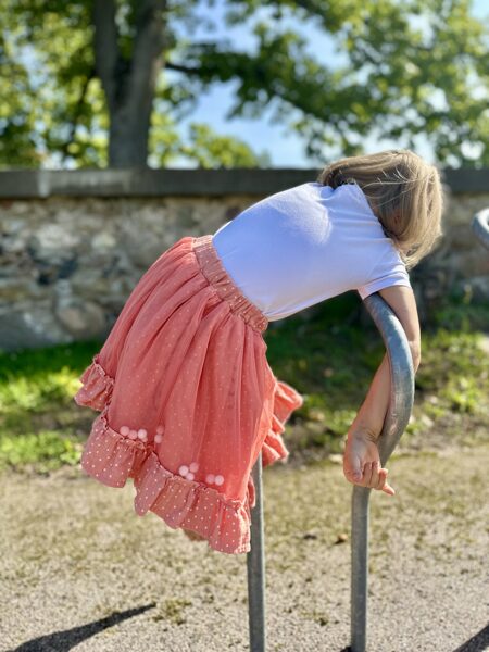 Skirt a miracle in peach colour