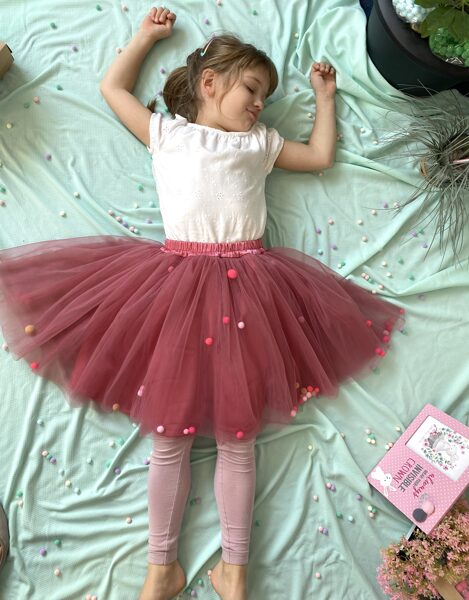 Tulle skirt in old pink shade no. 1. 86.; 92.